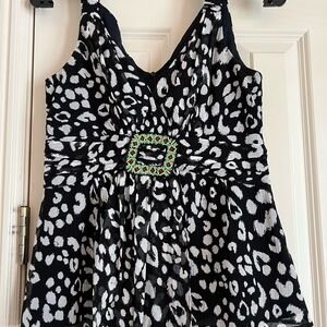 Nanette Lepore beautiful top in size 4